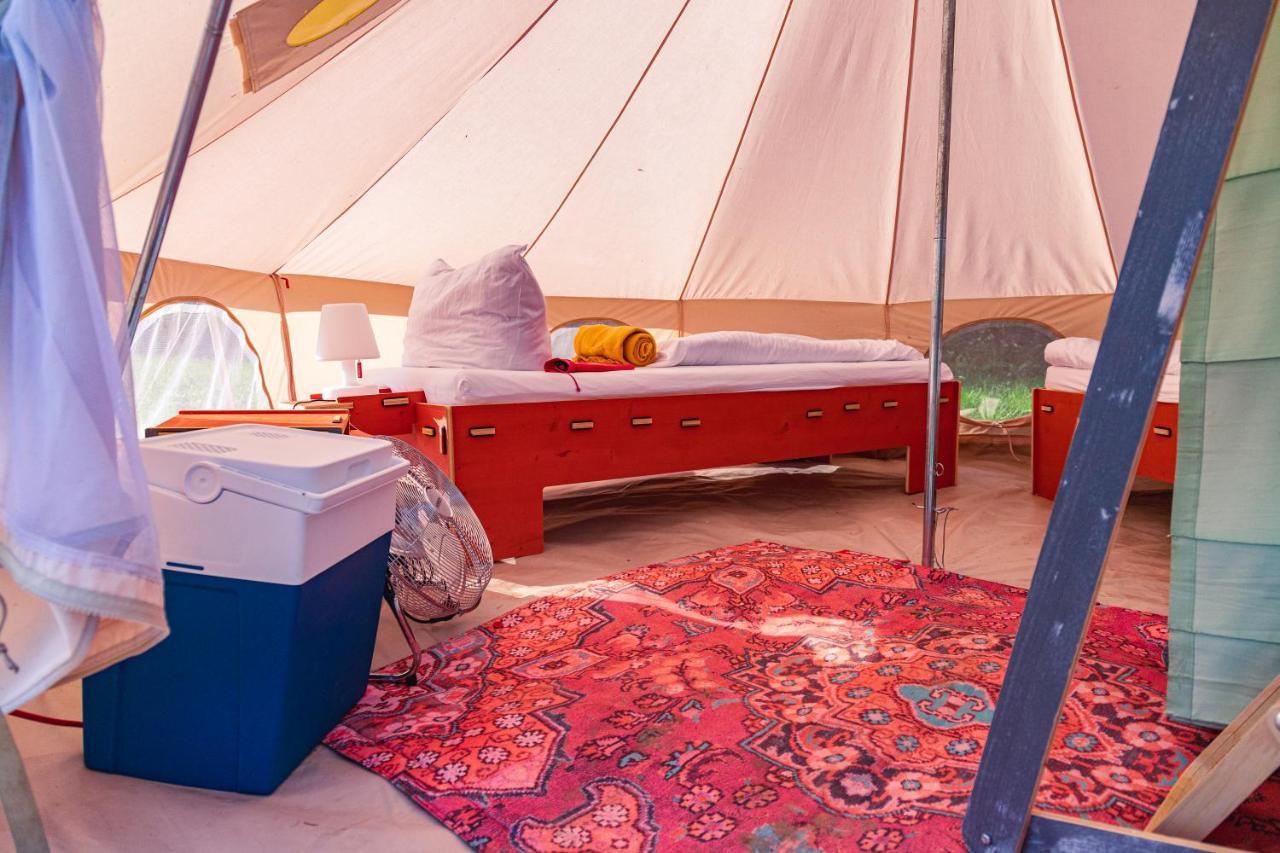 Domo Camp - Nature Glamping Hof Viehbrook Hotel Rendswuhren Exterior foto